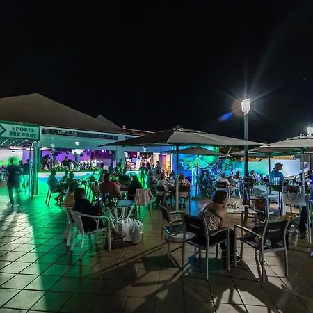 Oasis Papagayo Sport Коральео