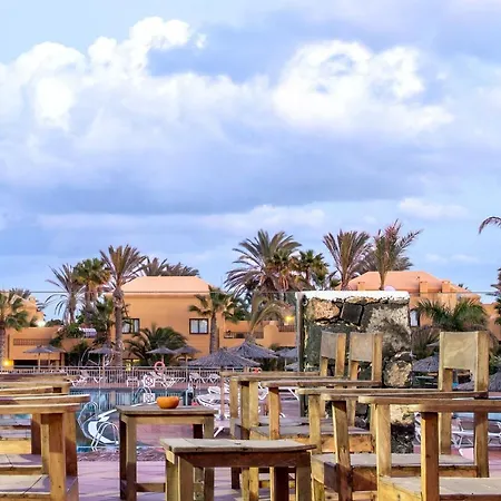 Oasis Papagayo Sport Коральео
